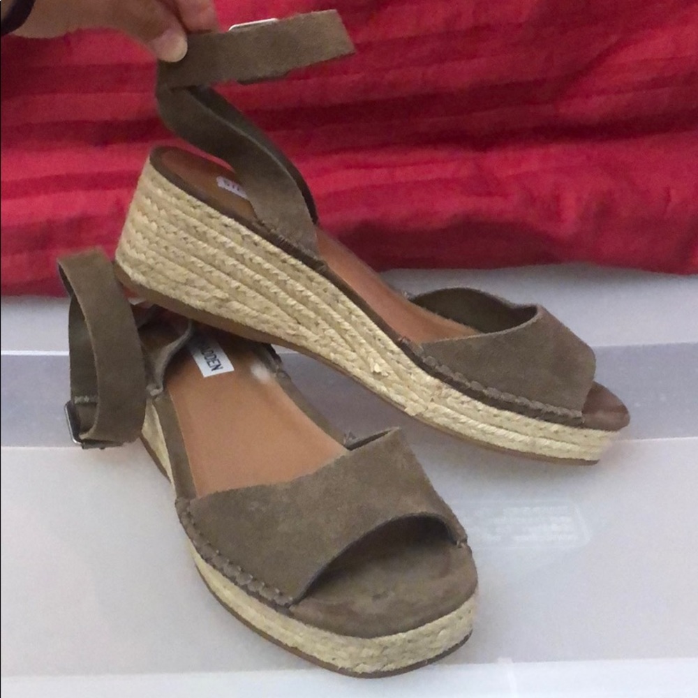 Steve Madden Wedges